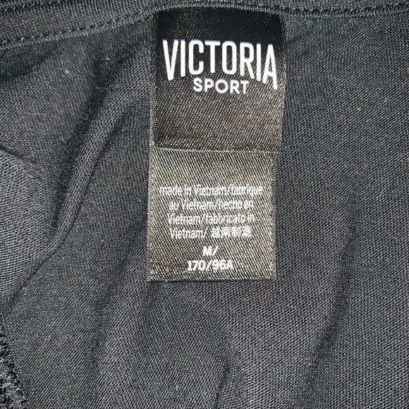 Victoria’s Secret black sleeveless work out top size med guc - Picture 3 of 4